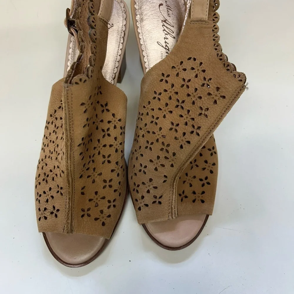Miss Albright Peep Toe Sling Back Sandals